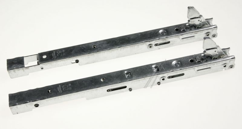 WHIRLPOOL/INDESIT Charnieres four                                              481010745134