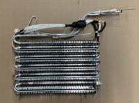 HISENSE/GORENJE Verdamperbakje op compressor                                 HK2036957